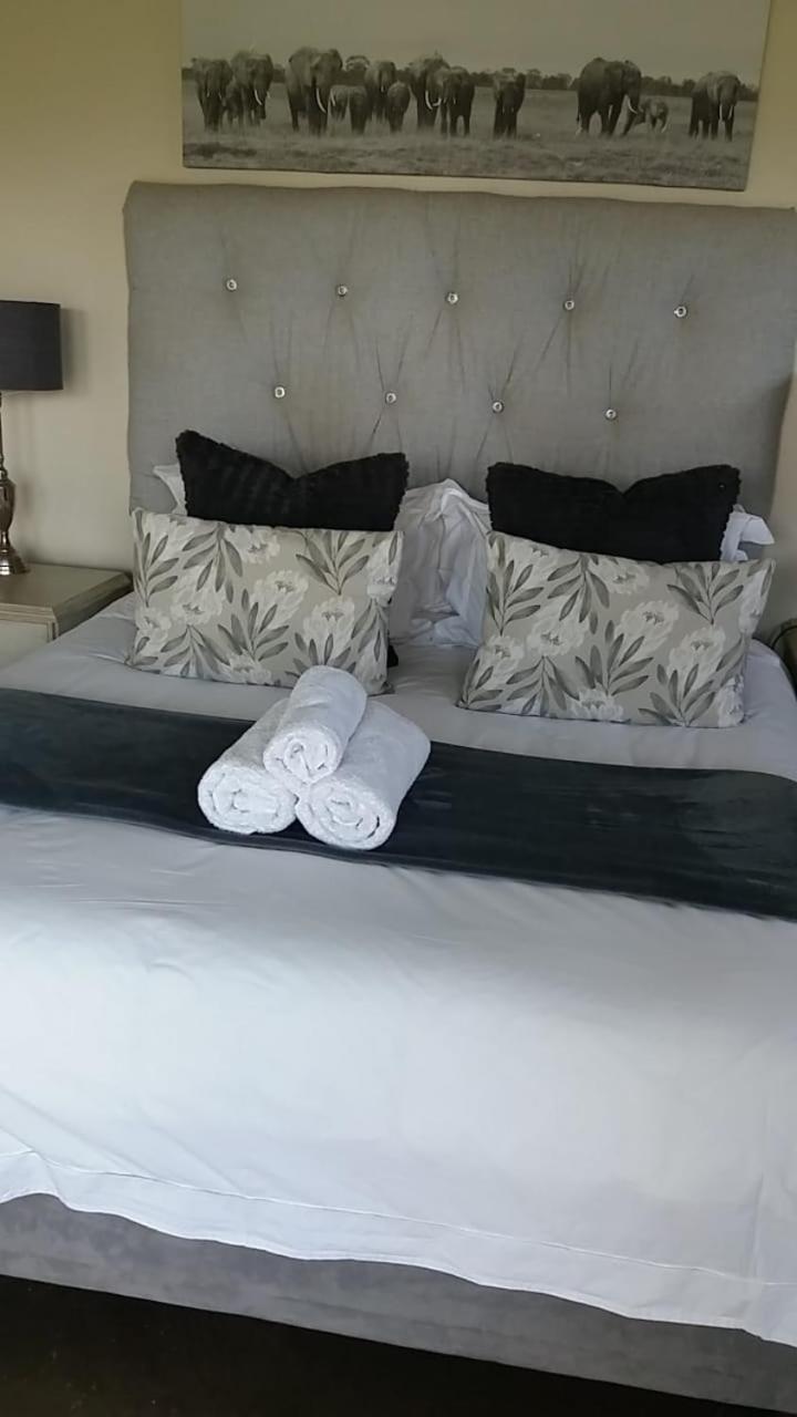 Lola'S Self Catering Accommodation Clarens Exterior foto